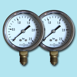 Đồng hồ đo áp suất có dầu MR10F (0... 2,5bar) 